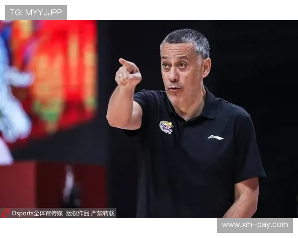 那不勒斯俱乐部崛起之路:从低谷到欧洲顶级强队的华丽蜕变 那不勒斯俱乐部崛起之路:从低谷到欧洲顶级强队的华丽蜕变