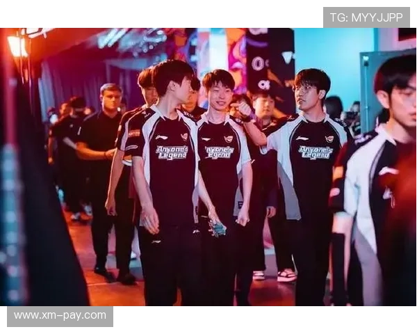 电竞赛事激战正酣 全球顶级战队争夺年度冠军殊荣